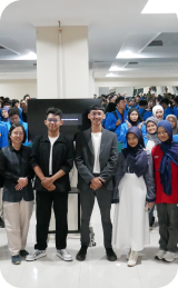 Momen dari acara Halo IS bersama klien dan peserta