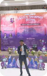 Momen dari acara Halo IS bersama klien dan peserta