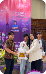 Momen dari acara Halo IS bersama klien dan peserta